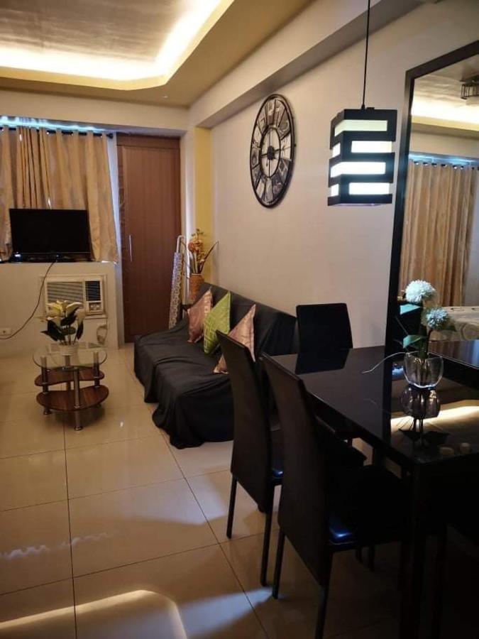 One Palm Tree Villas Naia Terminal 3 Маніла Екстер'єр фото